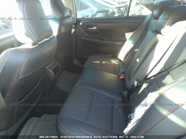 4T1BF1FK2GU233401 - 2016 TOYOTA CAMRY LE/XLE/SE/XSE GRAY photo 8