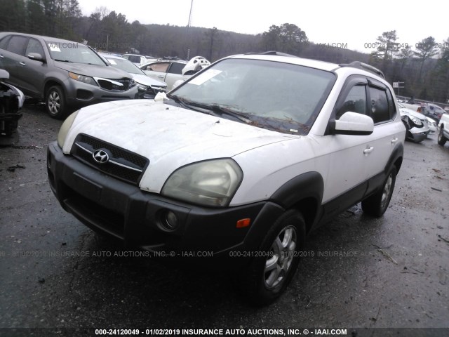 KM8JN12D25U136427 - 2005 HYUNDAI TUCSON GLS/LX WHITE photo 2