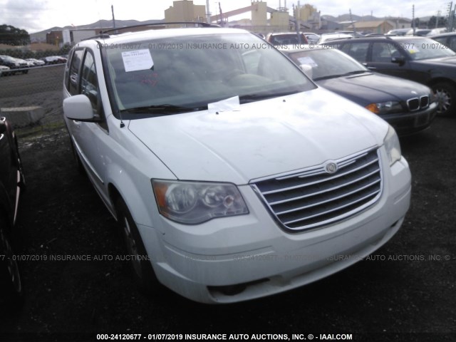 2A4RR5D13AR440843 - 2010 CHRYSLER TOWN & COUNTRY TOURING WHITE photo 1