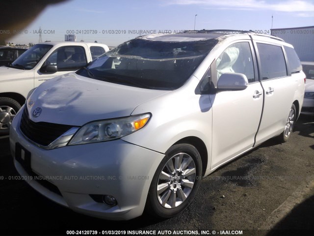 5TDYK3DC6FS531471 - 2015 TOYOTA SIENNA XLE/LIMITED WHITE photo 2