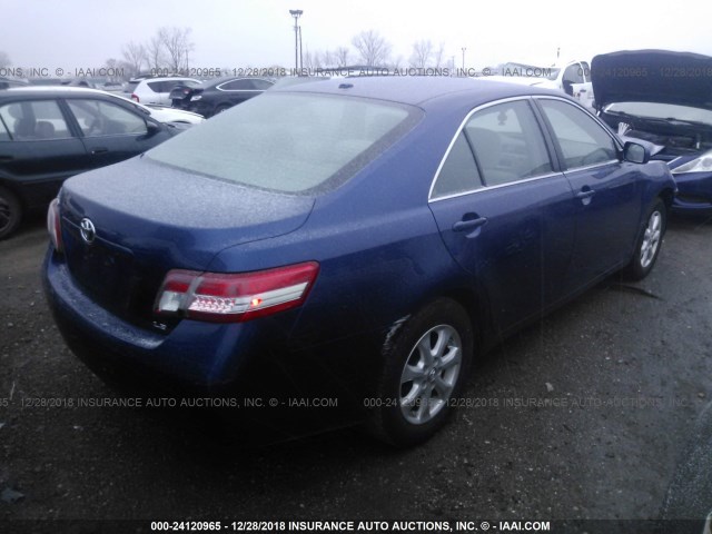 4T4BF3EK2BR103288 - 2011 TOYOTA CAMRY SE/LE/XLE BLUE photo 4