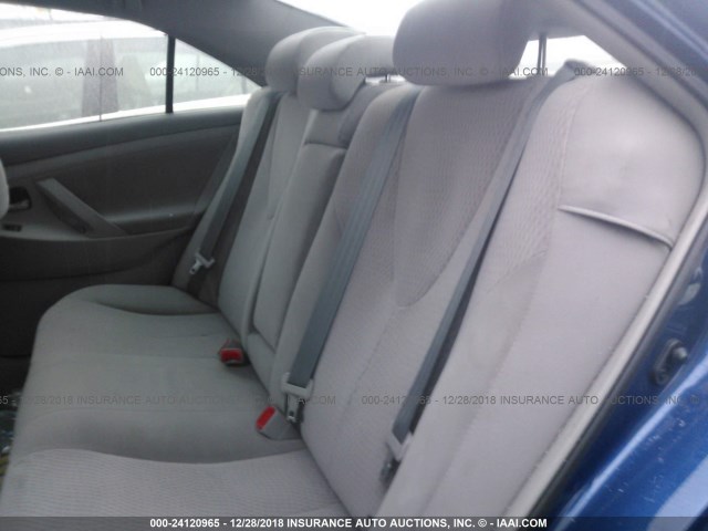 4T4BF3EK2BR103288 - 2011 TOYOTA CAMRY SE/LE/XLE BLUE photo 8