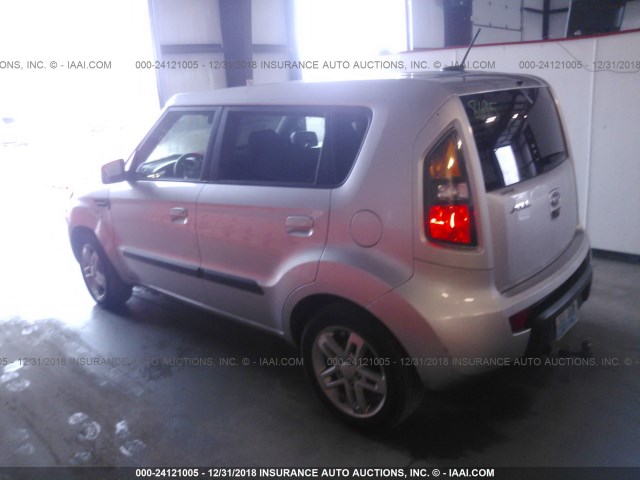 KNDJT2A21A7050244 - 2010 KIA SOUL +/!/SPORT SILVER photo 3