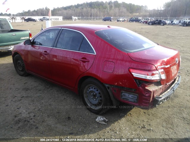 4T1BF3EKXAU110031 - 2010 TOYOTA CAMRY SE/LE/XLE RED photo 3