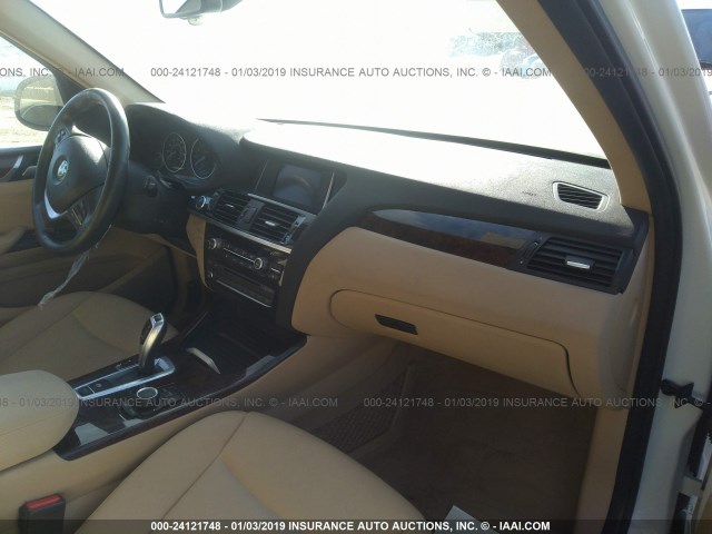 5UXWZ7C58G0R31998 - 2016 BMW X3 SDRIVE28I WHITE photo 5