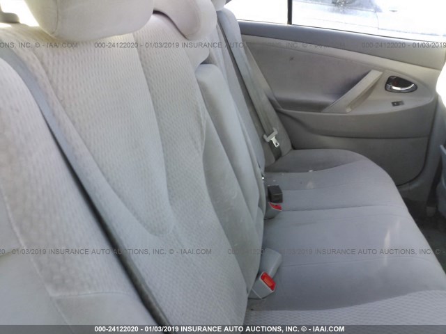 4T1BF3EK3AU556733 - 2010 TOYOTA CAMRY SE/LE/XLE 白色 照片 8