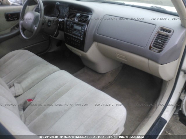 4T1BF18B6XU316245 - 1999 TOYOTA AVALON XL/XLS WHITE photo 5