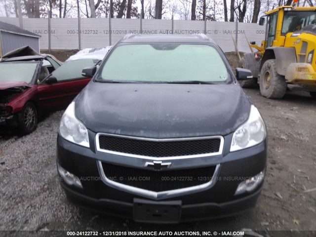 1GNLVGEDXAJ259570 - 2010 CHEVROLET TRAVERSE LT GRAY photo 6