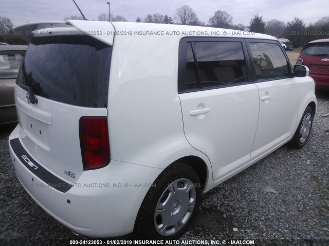 JTLKE50E691063439 - 2009 TOYOTA SCION XB WHITE photo 4