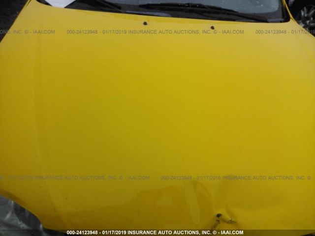 JM1BJ246021463964 - 2002 MAZDA PROTEGE PR5 YELLOW photo 10