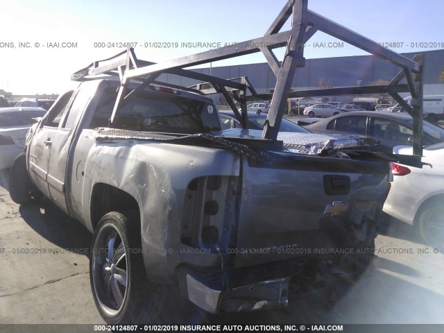 2GCEC19J471594640 - 2007 CHEVROLET SILVERADO C1500 GRAY photo 3