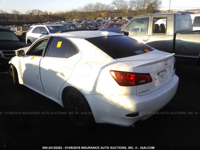 JTHBK262965015100 - 2006 LEXUS IS 250 WHITE photo 3