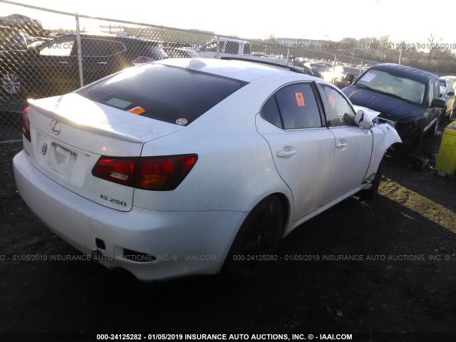 JTHBK262965015100 - 2006 LEXUS IS 250 WHITE photo 4