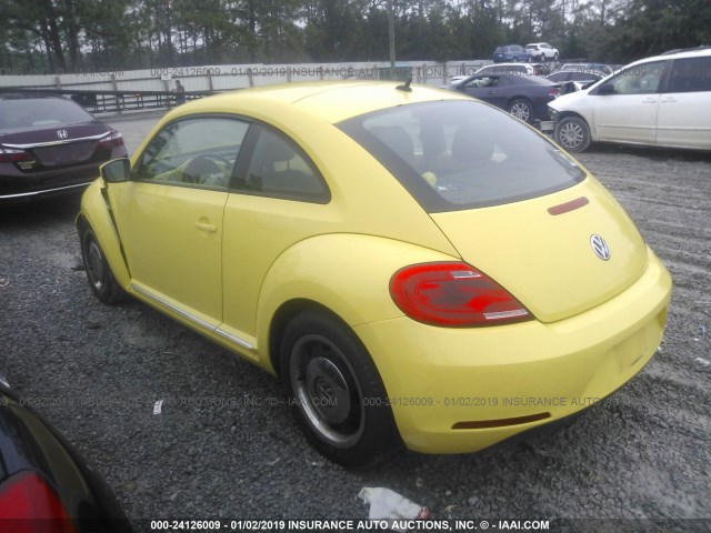 3VWJP7AT9CM660652 - 2012 VOLKSWAGEN BEETLE YELLOW photo 3