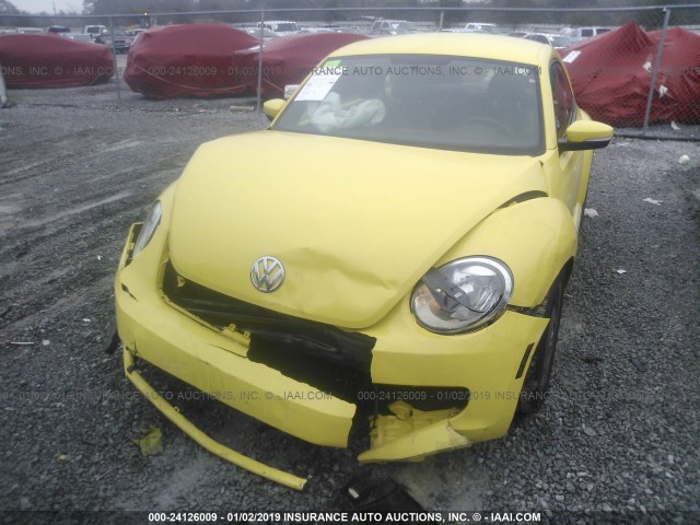 3VWJP7AT9CM660652 - 2012 VOLKSWAGEN BEETLE YELLOW photo 6