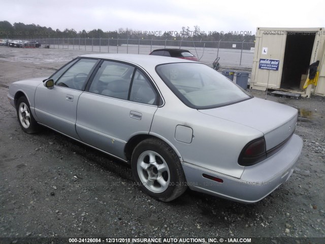 1G3HY52KXV4817953 - 1997 OLDSMOBILE LSS SILVER photo 3