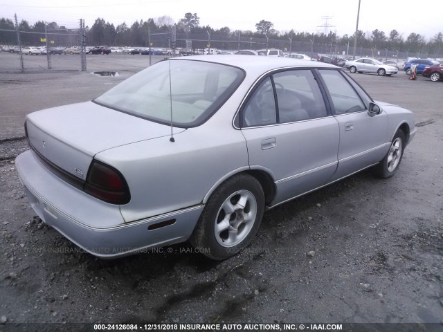 1G3HY52KXV4817953 - 1997 OLDSMOBILE LSS SILVER photo 4