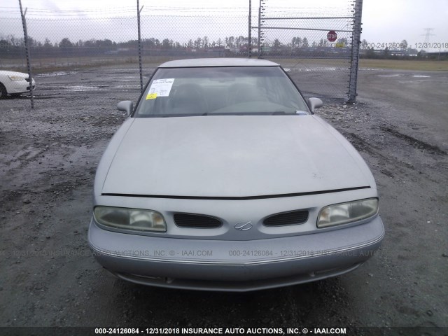 1G3HY52KXV4817953 - 1997 OLDSMOBILE LSS SILVER photo 6