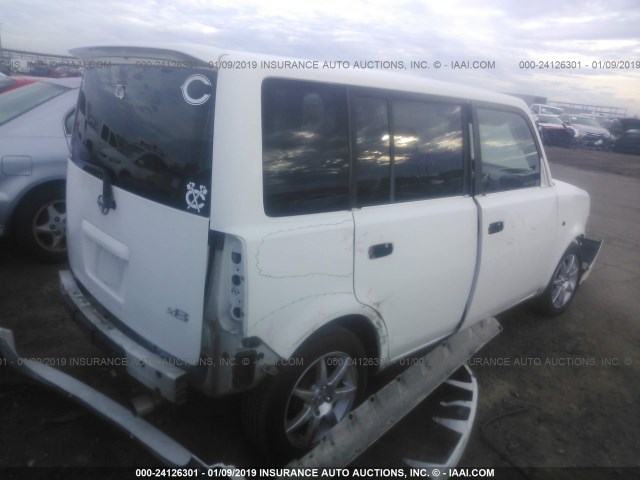 JTLKT324254020563 - 2005 TOYOTA SCION XB Ақ фото 4