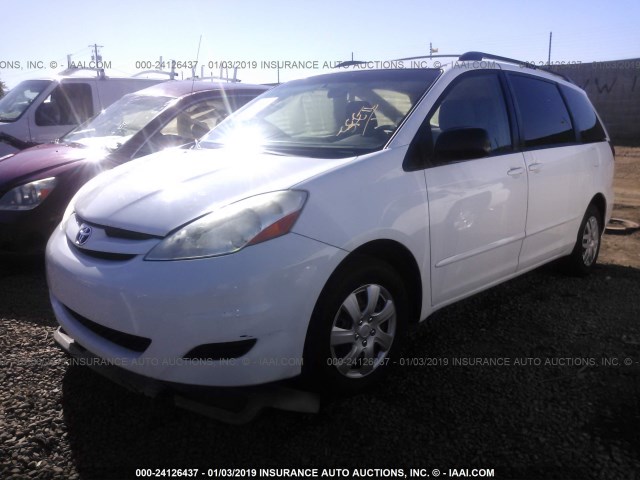 5TDZK23C99S248972 - 2009 TOYOTA SIENNA CE/LE WHITE photo 2