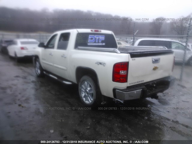 3GCPKTE72CG308576 - 2012 CHEVROLET SILVERADO K1500 LTZ CREAM photo 3