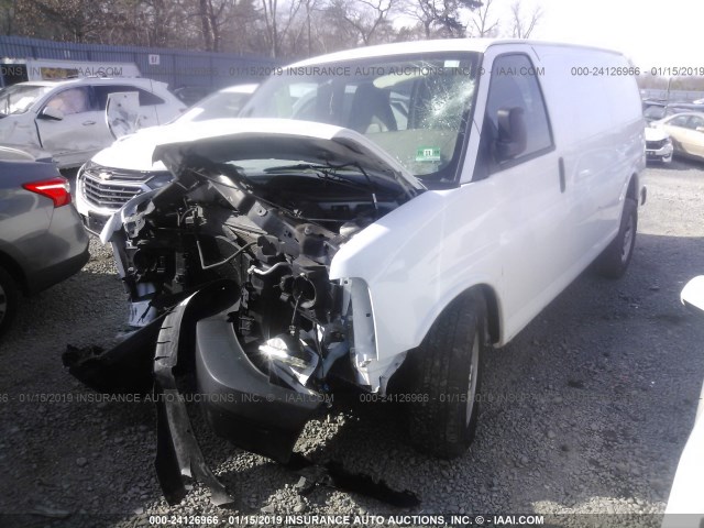 1GTS7AF45B1117736 - 2011 GMC SAVANA G1500 WHITE photo 2