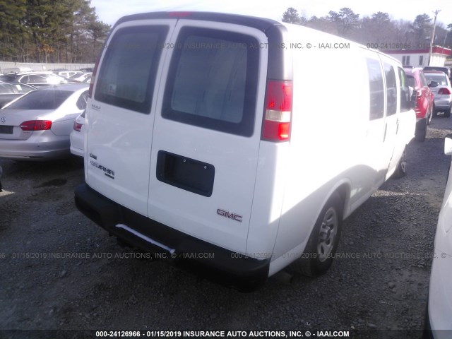 1GTS7AF45B1117736 - 2011 GMC SAVANA G1500 WHITE photo 4