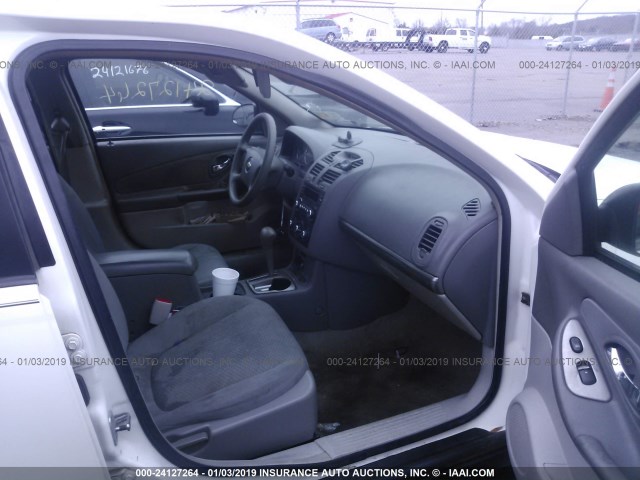 1G1ZS58F27F197390 - 2007 CHEVROLET MALIBU LS WHITE photo 5
