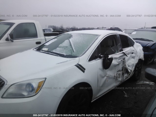 1G4PP5SK5F4116698 - 2015 BUICK VERANO WHITE photo 6