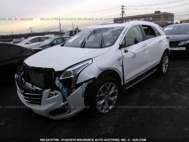 1GYKNDRS8JZ209032 - 2018 CADILLAC XT5 LUXURY WHITE photo 2