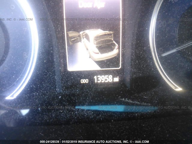 4T1BF1FK2HU333970 - 2017 TOYOTA CAMRY LE/XLE/SE/XSE SILVER photo 7