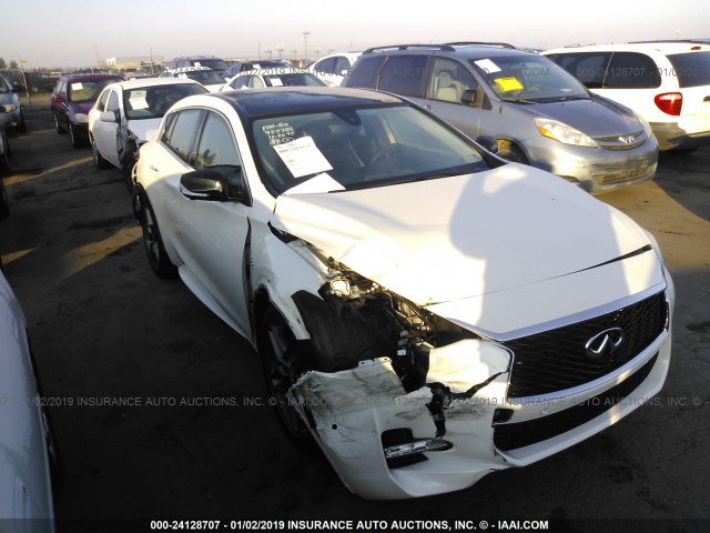 SJKCH5CP6JA041477 - 2018 INFINITI QX30 LUXURY/PREMIUM/SPORT WHITE photo 1