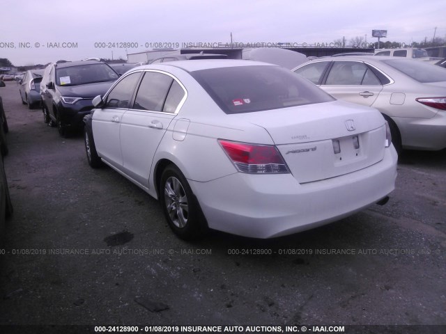 JHMCP26408C021437 - 2008 HONDA ACCORD LXP WHITE photo 3