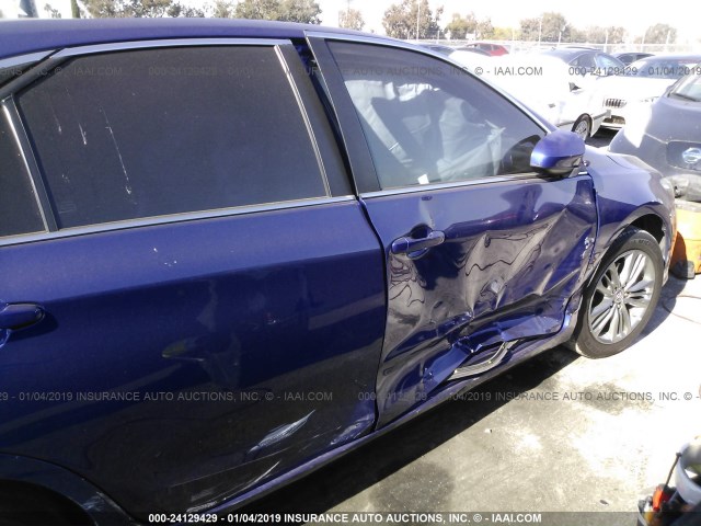 4T1BF1FK6FU885033 - 2015 TOYOTA CAMRY LE/XLE/SE/XSE BLUE photo 6