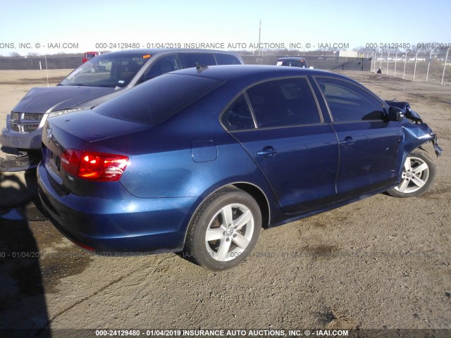 3VWLL7AJ9BM129212 - 2011 VOLKSWAGEN JETTA TDI BLUE photo 4