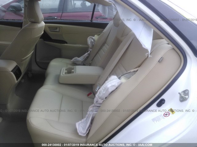 4T4BF1FK0FR457528 - 2015 TOYOTA CAMRY LE/XLE/SE/XSE 白色 照片 8