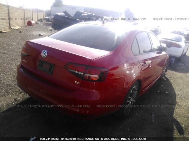 3VWD17AJ1GM369503 - 2016 VOLKSWAGEN JETTA SPORT RED photo 4