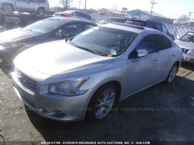 1N4AA5AP6BC869493 - 2011 NISSAN MAXIMA S/SV SILVER photo 2