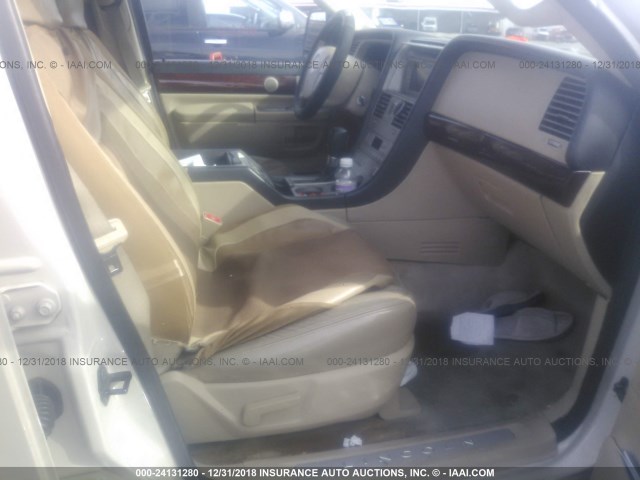 5LMEU68H55ZJ20458 - 2005 LINCOLN AVIATOR 奶油色 照片 5