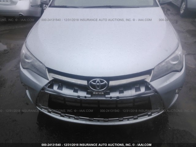 4T1BF1FK7HU333088 - 2017 TOYOTA CAMRY LE/XLE/SE/XSE SILVER photo 6