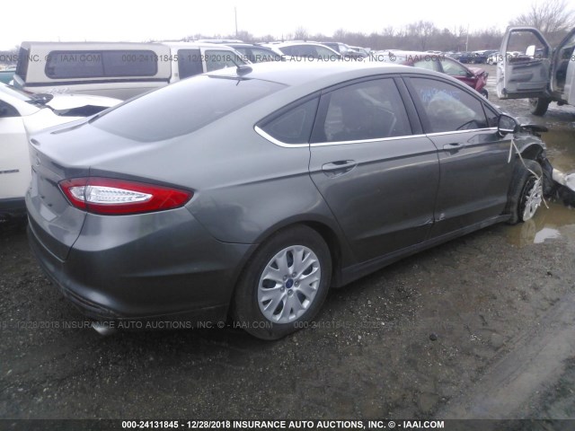 1FA6P0G71E5370351 - 2014 FORD FUSION S GRAY photo 4