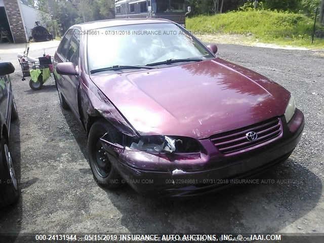 JT2BG22K9W0252166 - 1998 TOYOTA CAMRY CE/LE/XLE MAROON photo 1