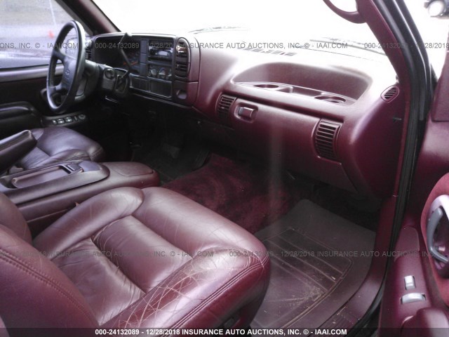 1GNEC13R1TJ417226 - 1996 CHEVROLET TAHOE C1500 BURGUNDY photo 5