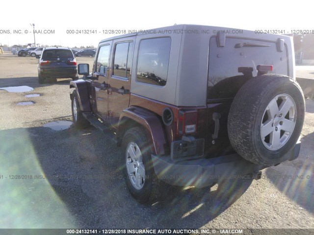 1J8GB59117L160763 - 2007 JEEP WRANGLER SAHARA MAROON photo 3