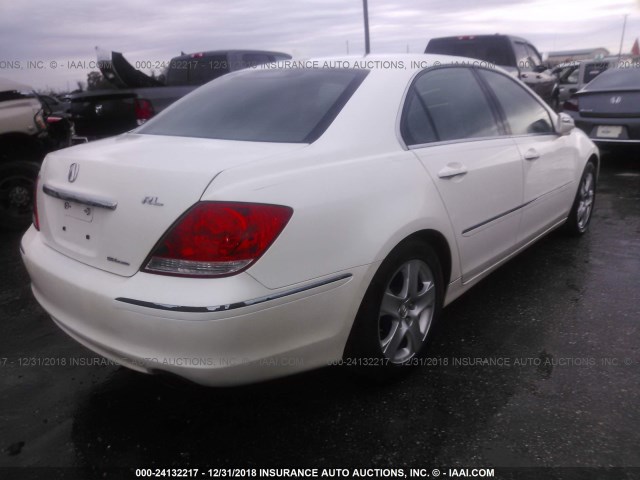 JH4KB16598C001863 - 2008 ACURA RL WHITE photo 4