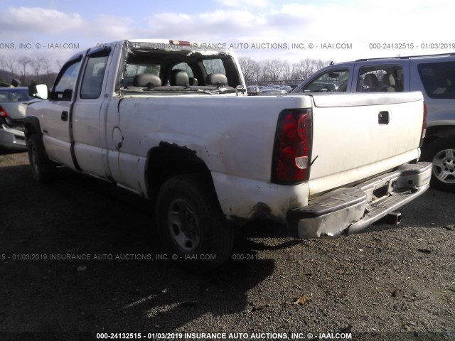 1GCGK29U64Z139612 - 2004 CHEVROLET SILVERADO K2500 WHITE photo 3