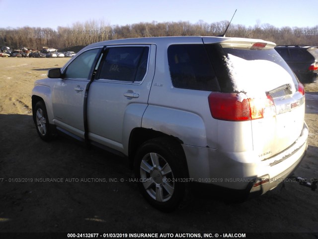 2CTFLCEW5A6264022 - 2010 GMC TERRAIN SLE SILVER photo 3