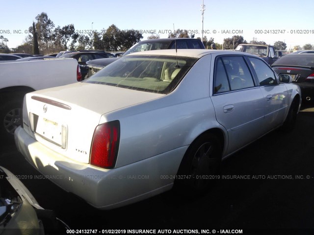 1G6KF5792YU347250 - 2000 CADILLAC DEVILLE DTS WHITE photo 4