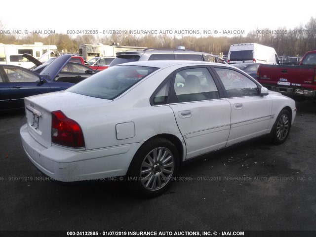 YV1TS592651405722 - 2005 VOLVO S80 2.5T WHITE photo 4