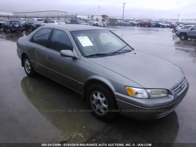 4T1BG22K1XU574135 - 1999 TOYOTA CAMRY CE/LE/XLE BROWN photo 1